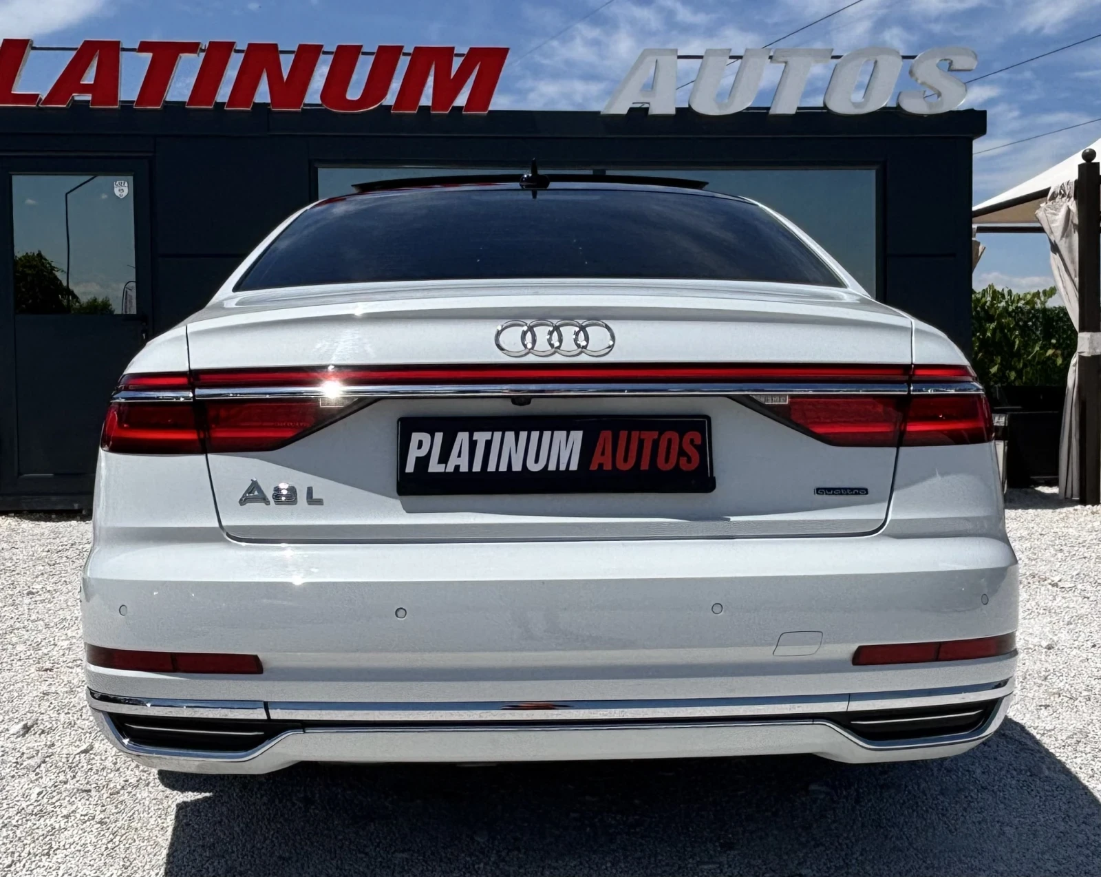 Audi A8 LONG/S-LINE/4X4/BANG&OLUFSEN/PANO/NAVI/ОБДУХ/FULL, снимка 10 - Автомобили и джипове - 55298364