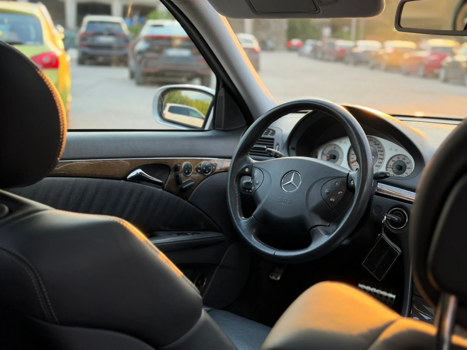 Mercedes-Benz E 55 AMG 70 000КМ, снимка 11 - Автомобили и джипове - 55627114