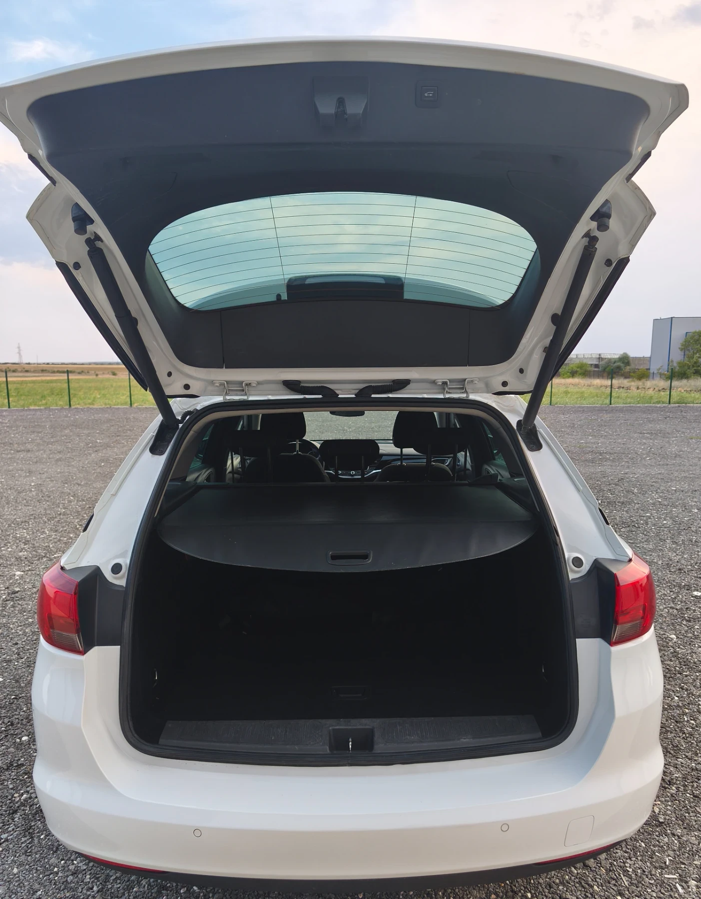 Opel Astra 1.6CDTI Evro6, /AVTOMAT , снимка 16 - Автомобили и джипове - 55792252