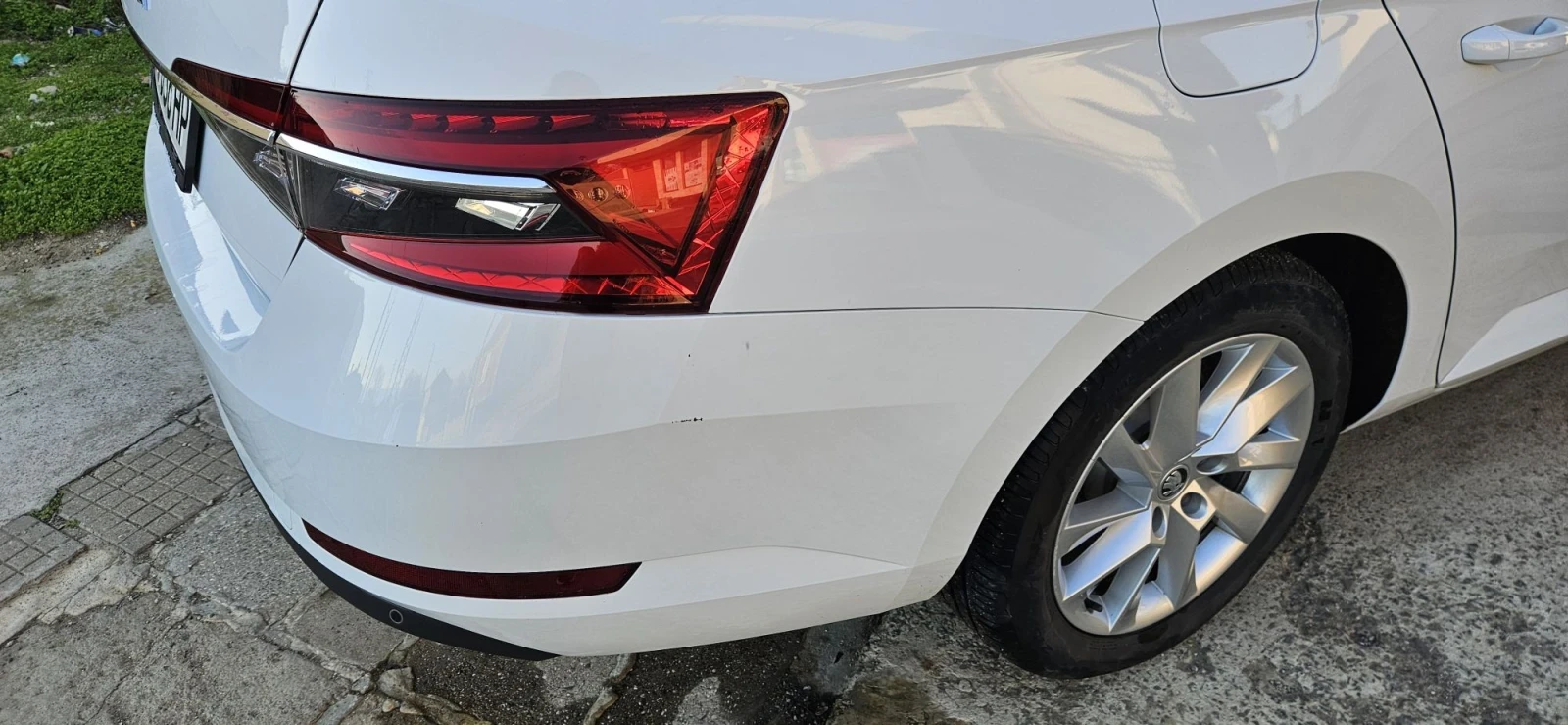 Skoda Superb, снимка 4 - Автомобили и джипове - 55891828