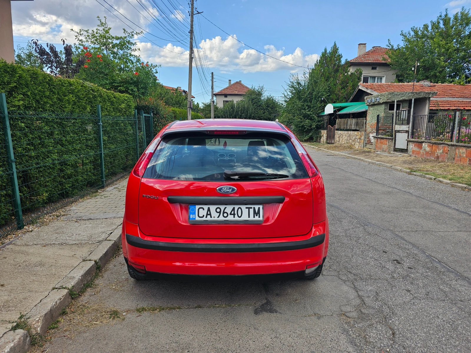 Ford Focus 1.6- Гаражен-клима, снимка 3 - Автомобили и джипове - 56352771