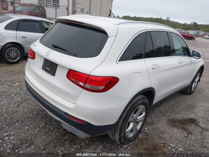 Mercedes-Benz GLC 300 Двойна панорама* Подгрев , снимка 5 - Автомобили и джипове - 48976194