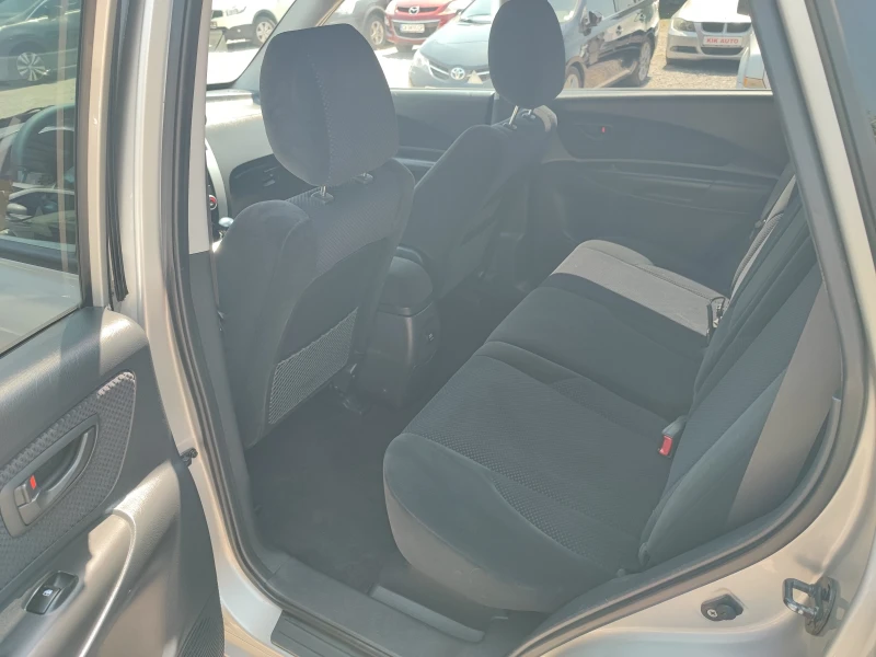 Hyundai Tucson 2.0CRDI-140ks-6sk-4X4, снимка 16 - Автомобили и джипове - 52095217