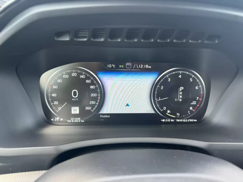 Volvo Xc90 R-Design* HEAD UP* PANO* ПОДГРЕВ* CAM*  , снимка 10 - Автомобили и джипове - 52365233