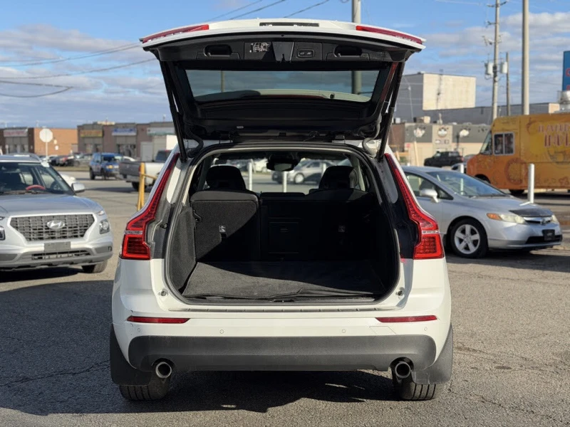 Volvo XC60 T6 Momentum HARMAN/KARDON* ПОДГРЕВ* BLINDSPOT* , снимка 15 - Автомобили и джипове - 52661612