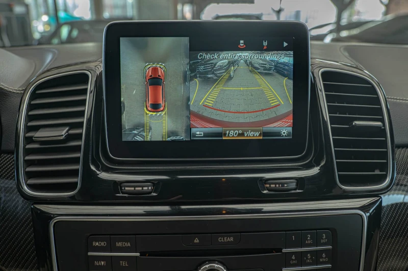 Mercedes-Benz GLE 450 AMG Coupe/Distronic/Blind Spot/Lane Assist/Sport Editi, снимка 13 - Автомобили и джипове - 52829851