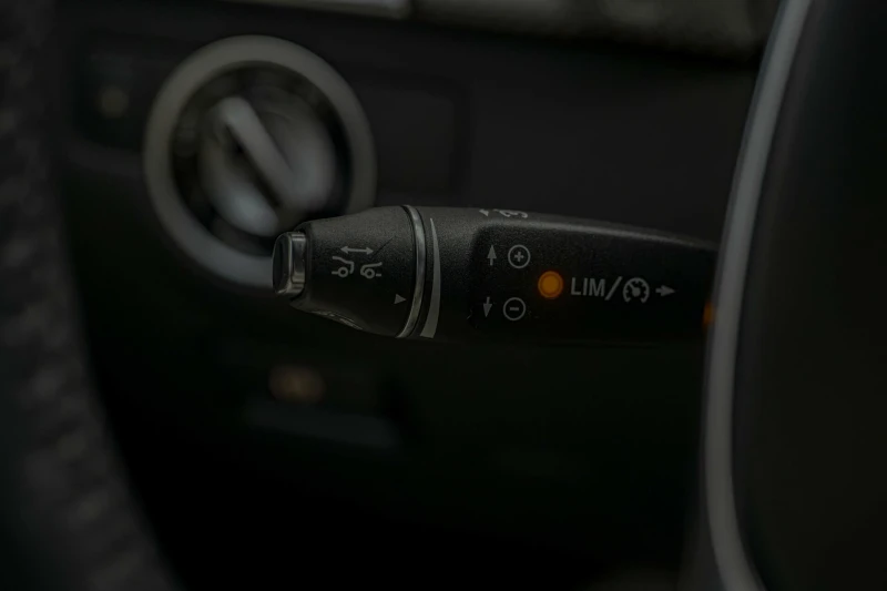 Mercedes-Benz GLE 450 AMG Coupe/Distronic/Blind Spot/Lane Assist/Sport Editi, снимка 15 - Автомобили и джипове - 52829851