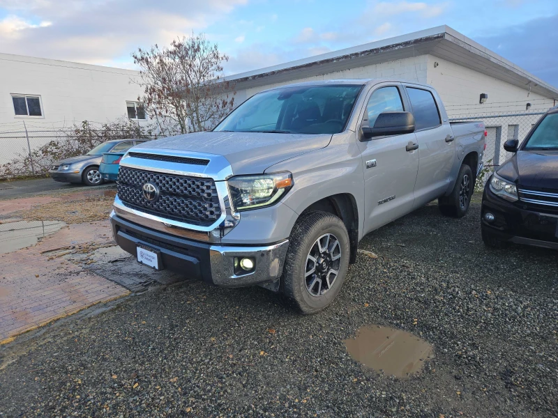 Toyota Tundra * CREWMAX* 5.7* AWD* CARFAX* 