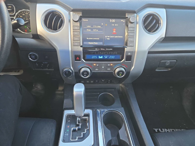 Toyota Tundra * CREWMAX* 5.7* AWD* CARFAX* , снимка 7 - Автомобили и джипове - 53038055