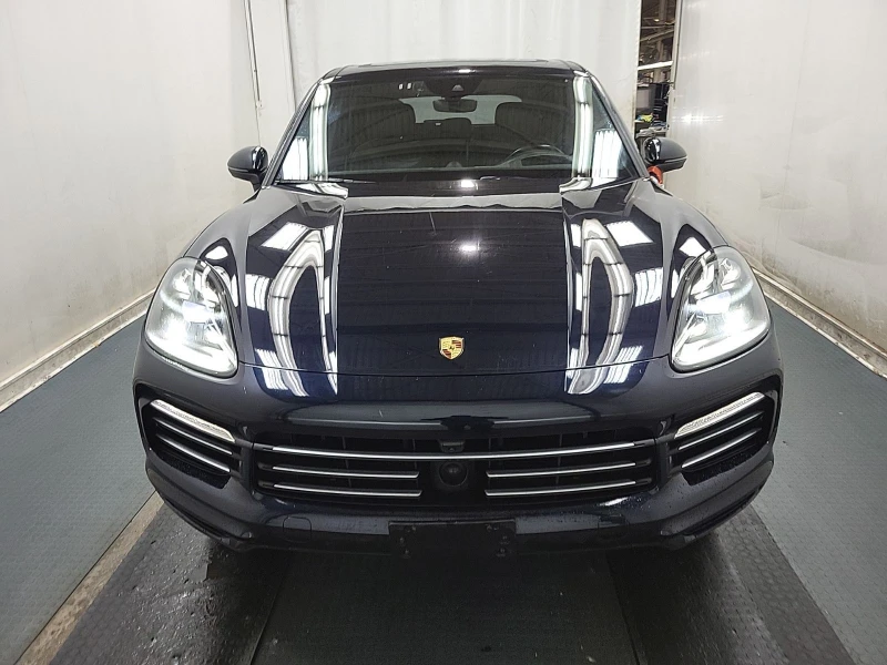 Porsche Cayenne E-HYBRID С РЕГИСТРАЦИЯ & АВТО КРЕДИТ, снимка 3 - Автомобили и джипове - 53343319
