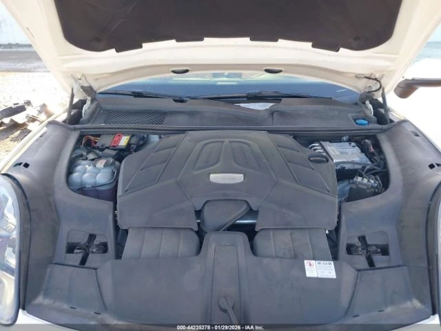 Porsche Cayenne * KEYLESS* ПАНО* BOSE* МЪРТВА* ТОЧКА* КАМЕРИ* 360*, снимка 15 - Автомобили и джипове - 53986386