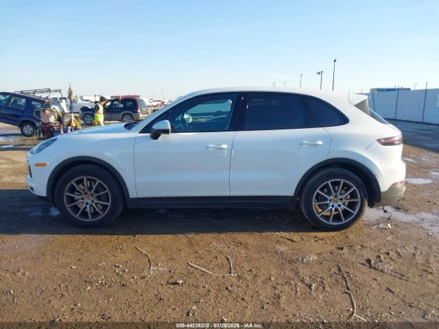 Porsche Cayenne * KEYLESS* ПАНО* BOSE* МЪРТВА* ТОЧКА* КАМЕРИ* 360*, снимка 7 - Автомобили и джипове - 53986386