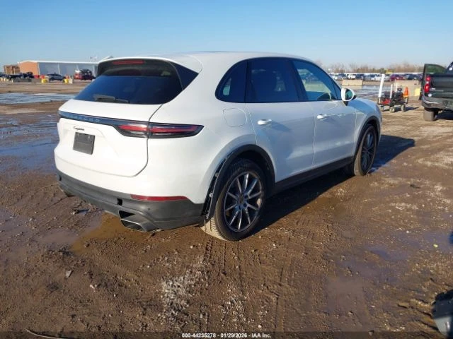 Porsche Cayenne * KEYLESS* ПАНО* BOSE* МЪРТВА* ТОЧКА* КАМЕРИ* 360*, снимка 4 - Автомобили и джипове - 53986386