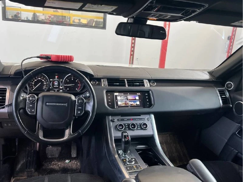 Land Rover Range Rover Sport TD6 HSE* ПОДГРЕВ* ПАНО* КАМЕРА, снимка 8 - Автомобили и джипове - 54184549