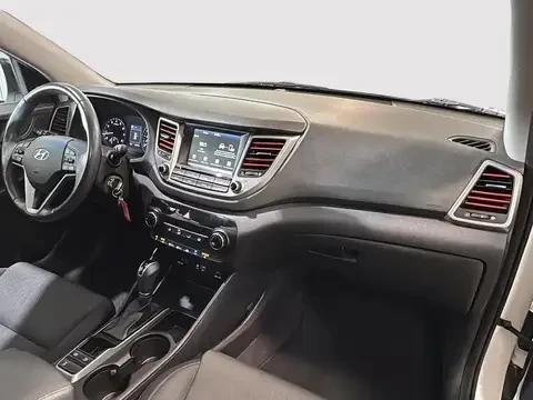 Hyundai Tucson CARPLAY / CARFAX, снимка 15 - Автомобили и джипове - 55052477