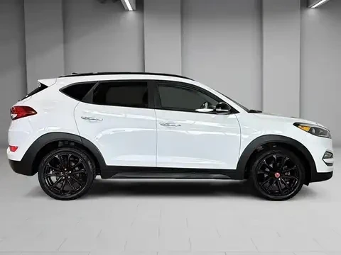 Hyundai Tucson CARPLAY / CARFAX, снимка 3 - Автомобили и джипове - 55052477