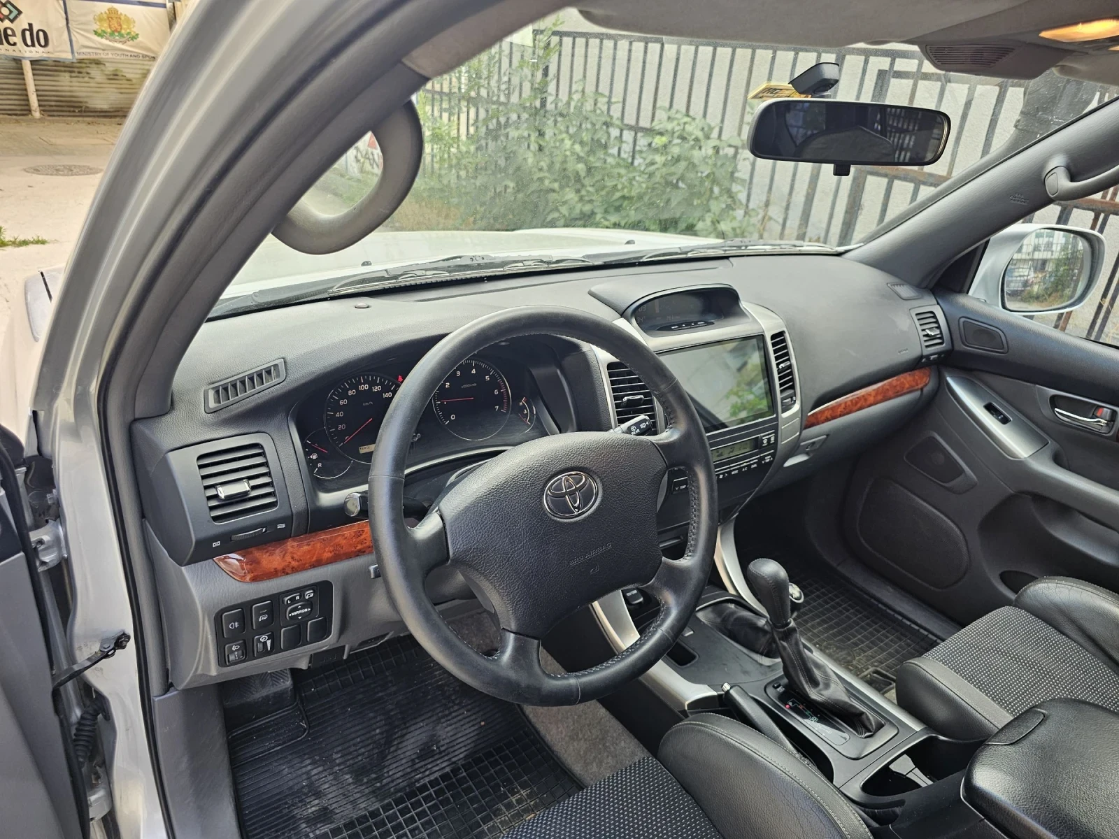 Toyota Land cruiser  - изображение 10
