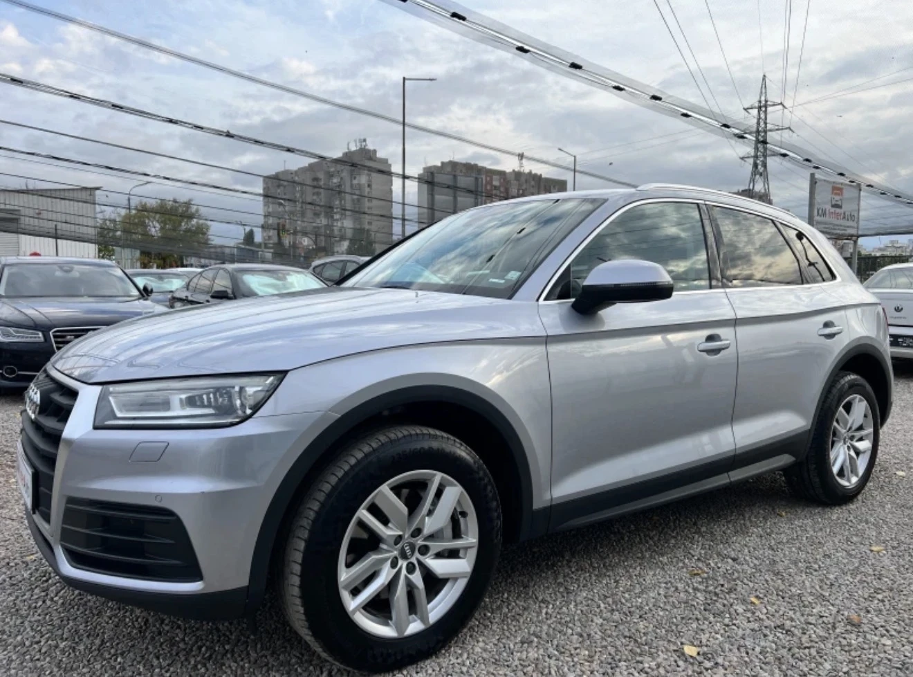 Audi Q5 2.0 TDI QUATTRO/NAVI/XENON, снимка 4 - Автомобили и джипове - 53727635