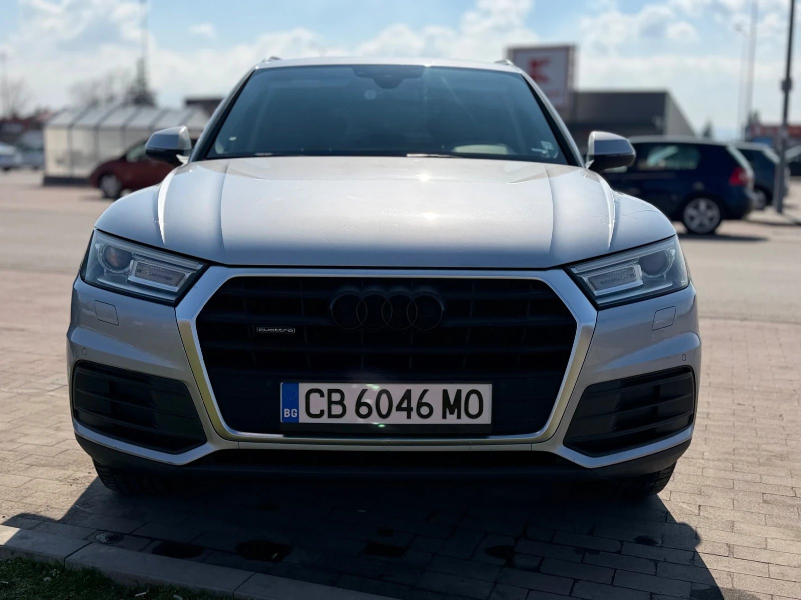 Audi Q5 2.0 TDI QUATTRO/NAVI/XENON