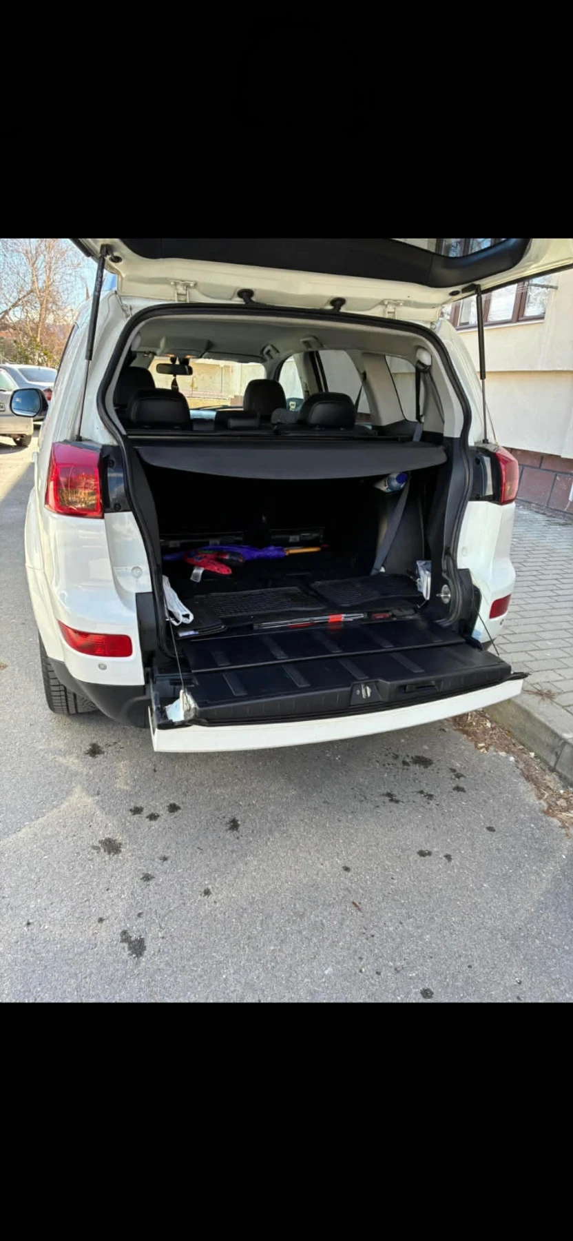 Peugeot 4007, снимка 10 - Автомобили и джипове - 54271613