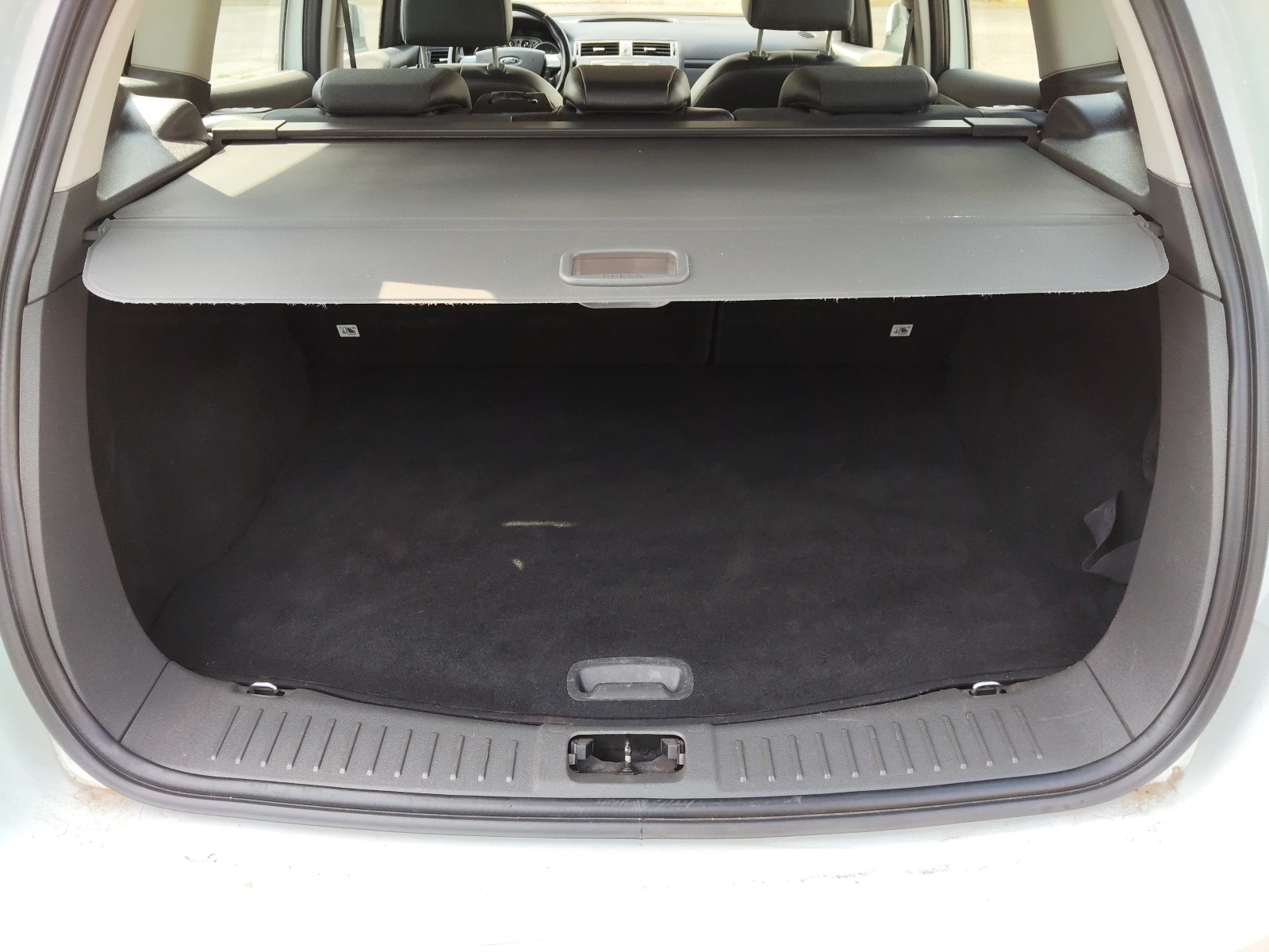 Ford Kuga 2, 0d 140ps 6ck, снимка 16 - Автомобили и джипове - 54413805