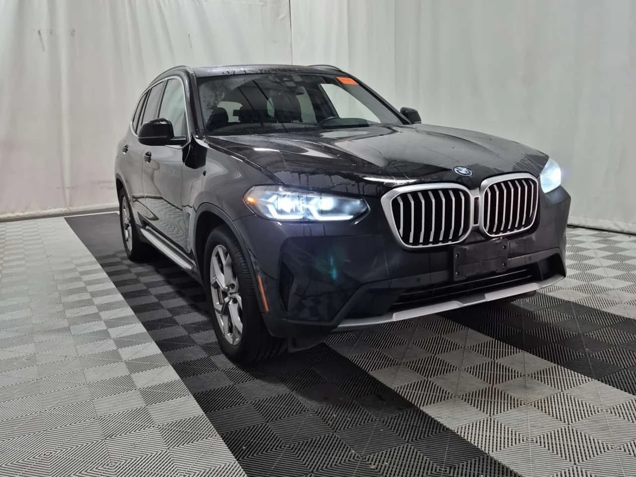 BMW X3 XDRIVE30E| PANORAMA| AMBIENT| MEMORY| CARFAX| , снимка 2 - Автомобили и джипове - 54607067