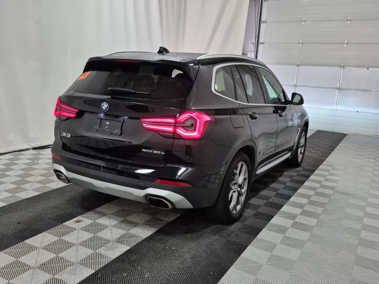 BMW X3 XDRIVE30E| PANORAMA| AMBIENT| MEMORY| CARFAX| , снимка 3 - Автомобили и джипове - 54607067