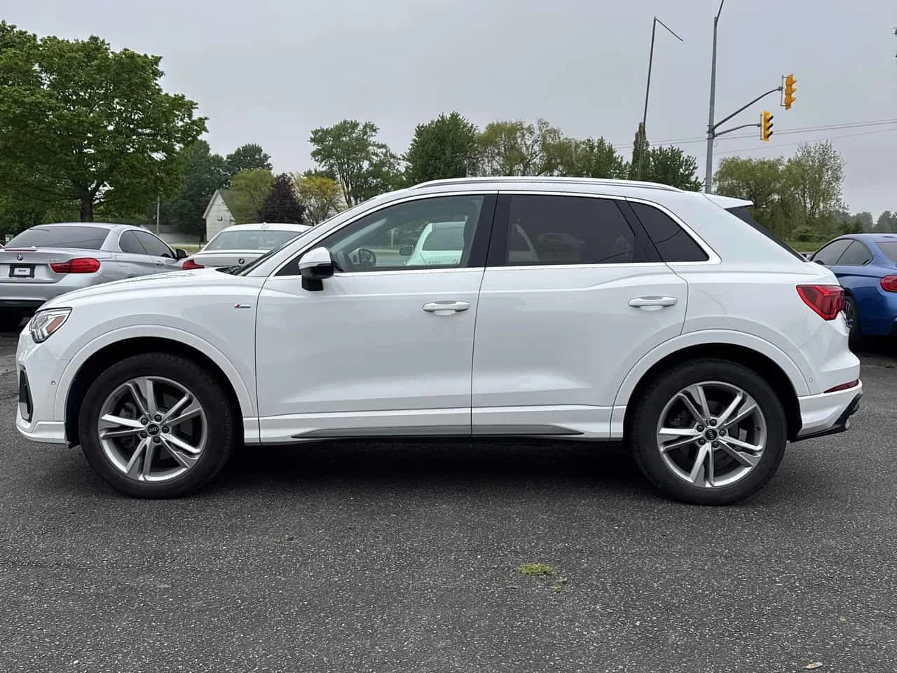 Audi Q3 * Technik * ДИСТРОНИК * 360 * ПАНО * KEYLESS, снимка 2 - Автомобили и джипове - 54682669