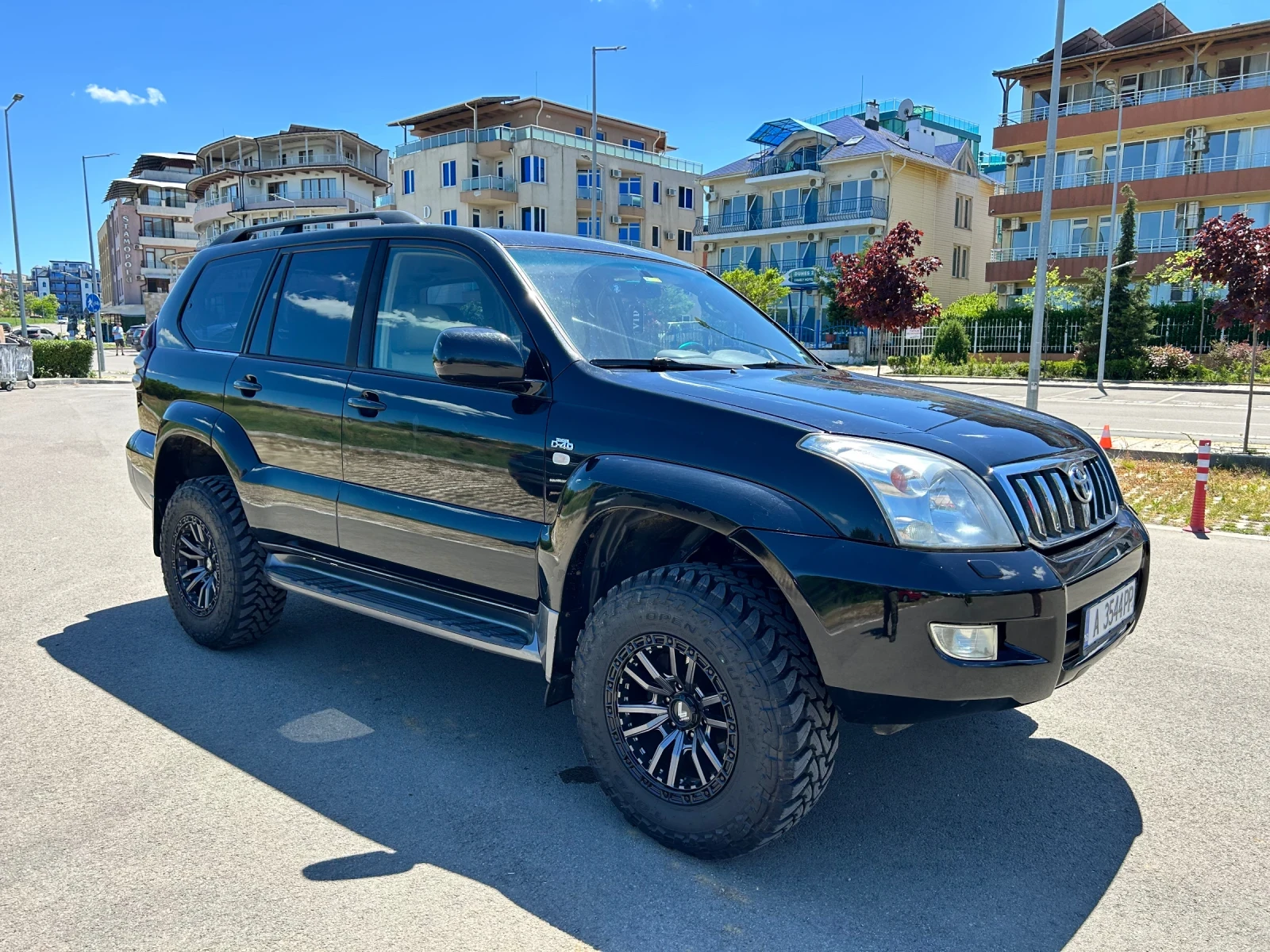 Toyota Land cruiser 120 d-4d 166кс Автомат, снимка 3 - Автомобили и джипове - 54899527