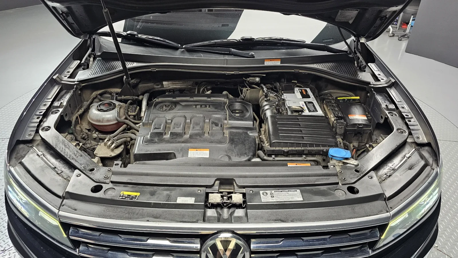 VW Tiguan 2.0TDI PRESTIGEFULL, снимка 6 - Автомобили и джипове - 55188463