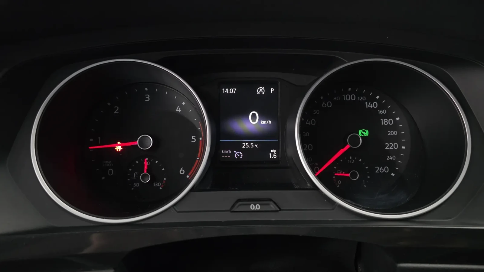 VW Tiguan 2.0TDI PRESTIGEFULL, снимка 9 - Автомобили и джипове - 55188463