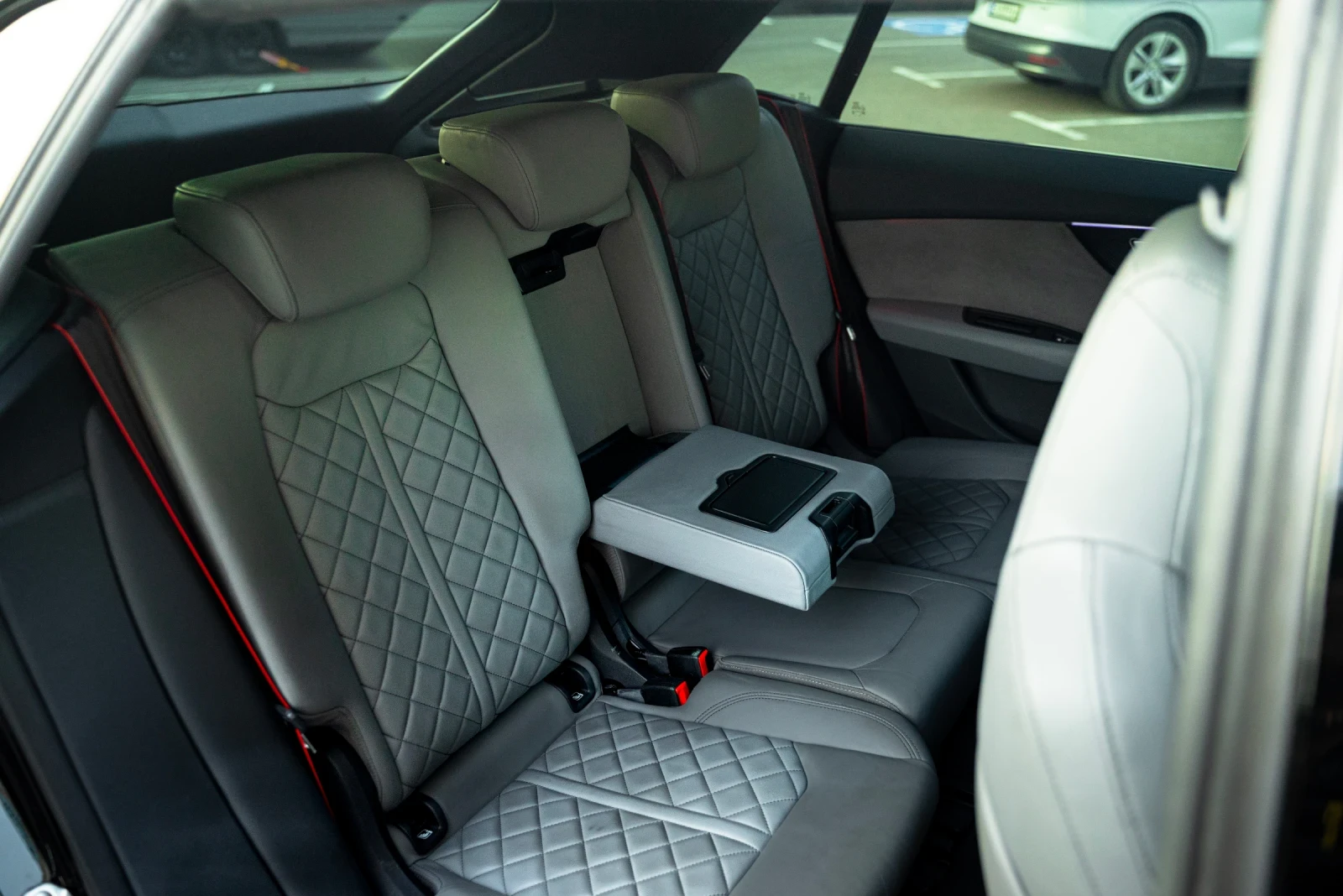 Audi Q8 50TDI RSQ8 Optic, снимка 12 - Автомобили и джипове - 55196524