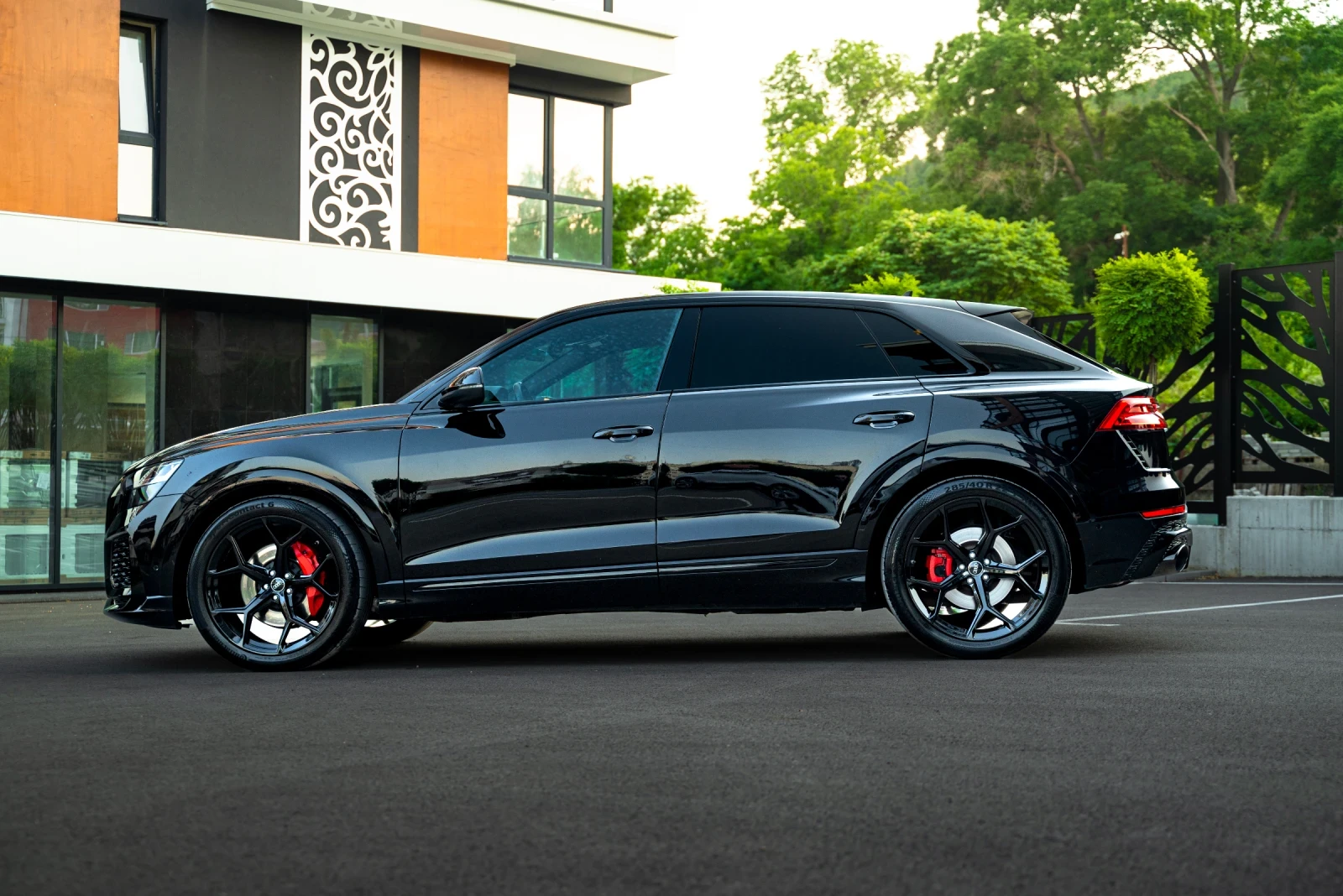 Audi Q8 50TDI RSQ8 Optic, снимка 8 - Автомобили и джипове - 55196524