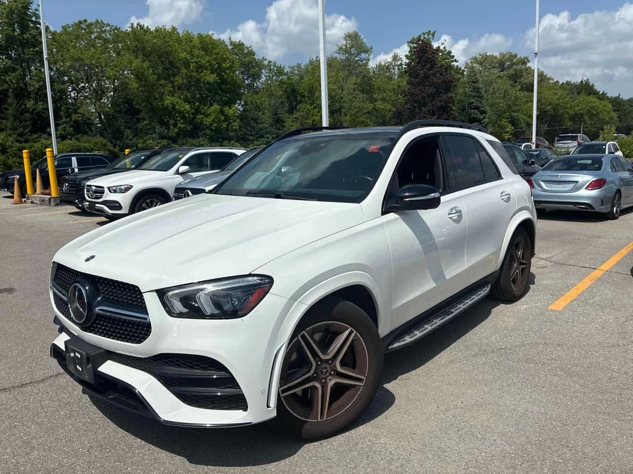 Mercedes-Benz GLE 450 | DISTRONIC | HUD | BURMESTER | 360 | CARFAX | 