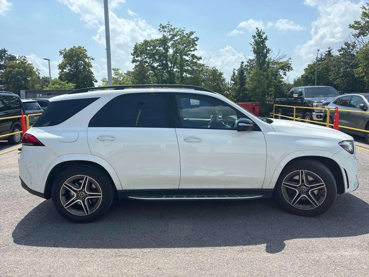 Mercedes-Benz GLE 450 | DISTRONIC | HUD | BURMESTER | 360 | CARFAX | , снимка 3 - Автомобили и джипове - 55413596