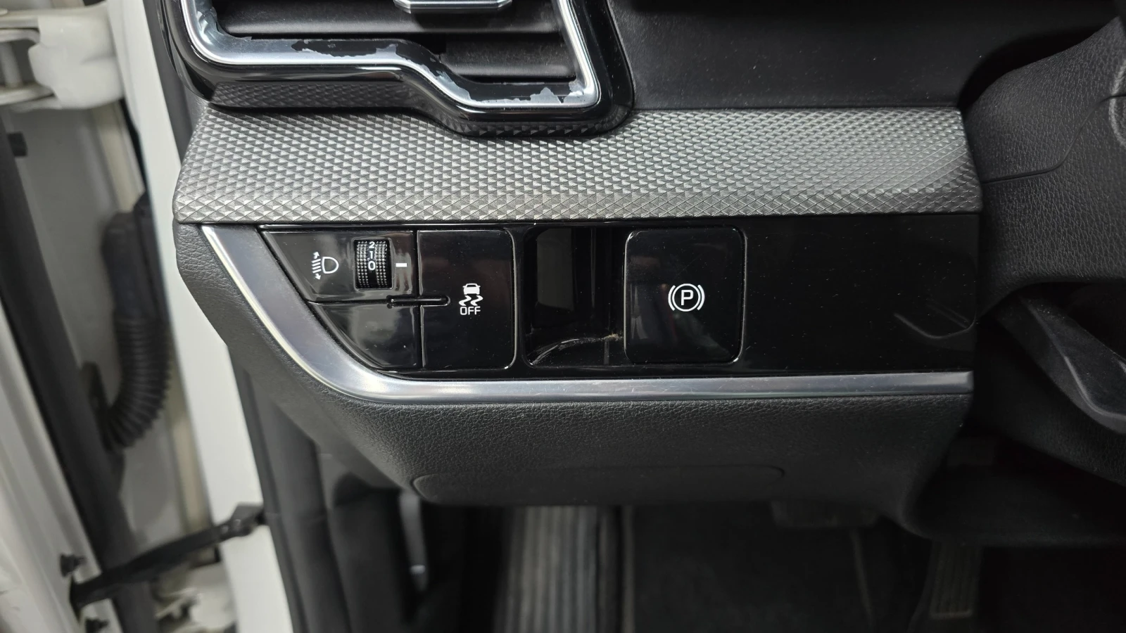 Kia Sportage 1.6 Turbo 2WD Trendy, снимка 17 - Автомобили и джипове - 56103101
