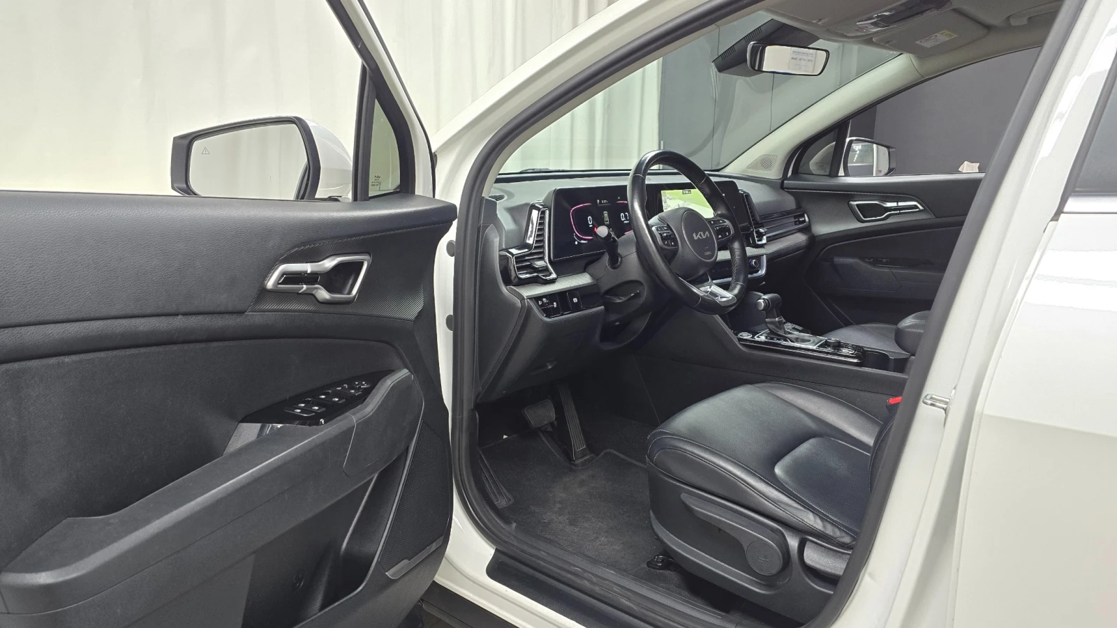 Kia Sportage 1.6 Turbo 2WD Trendy, снимка 10 - Автомобили и джипове - 56103101