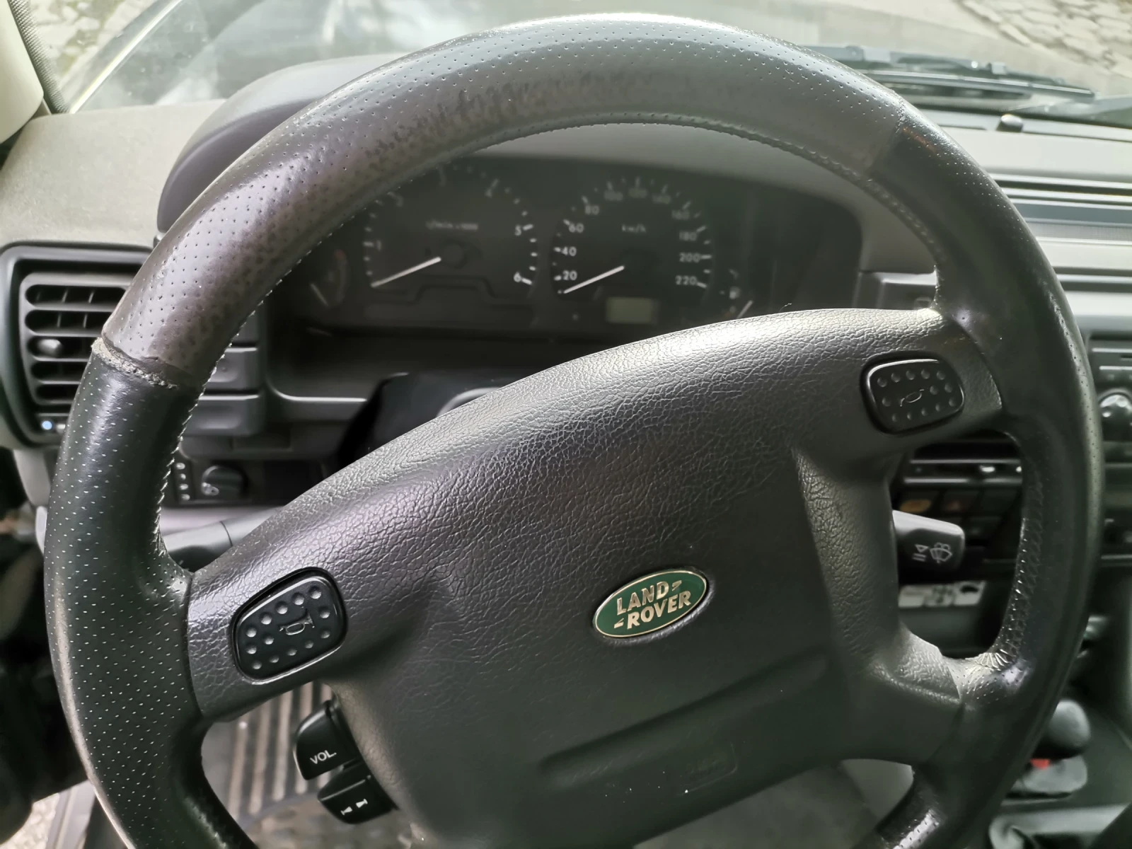 Land Rover Discovery, снимка 6 - Автомобили и джипове - 56133422
