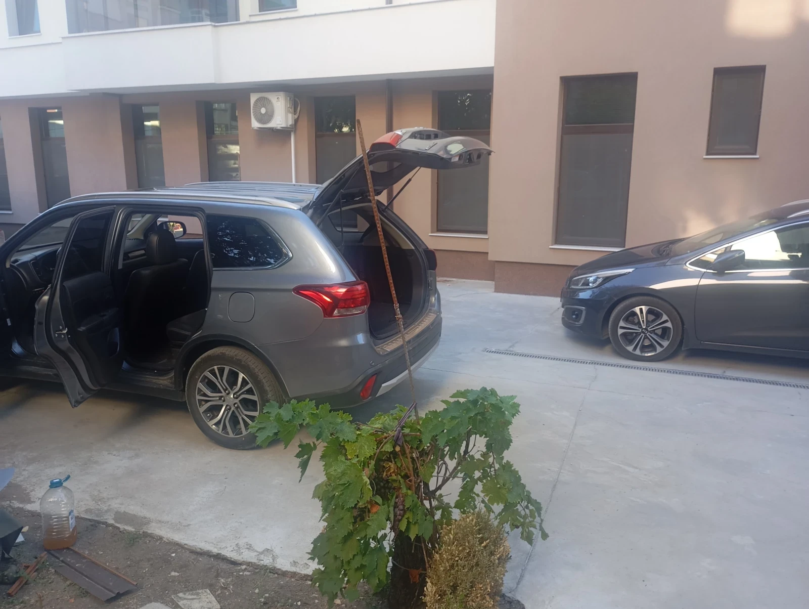 Mitsubishi Outlander 2.2DFD 156кс., снимка 9 - Автомобили и джипове - 56221862