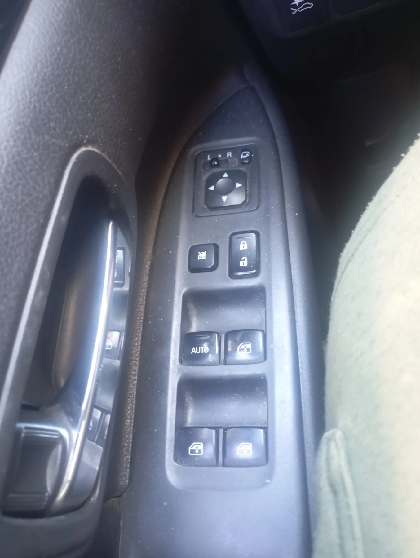 Mitsubishi Outlander 2.2DFD 156кс., снимка 4 - Автомобили и джипове - 56221862