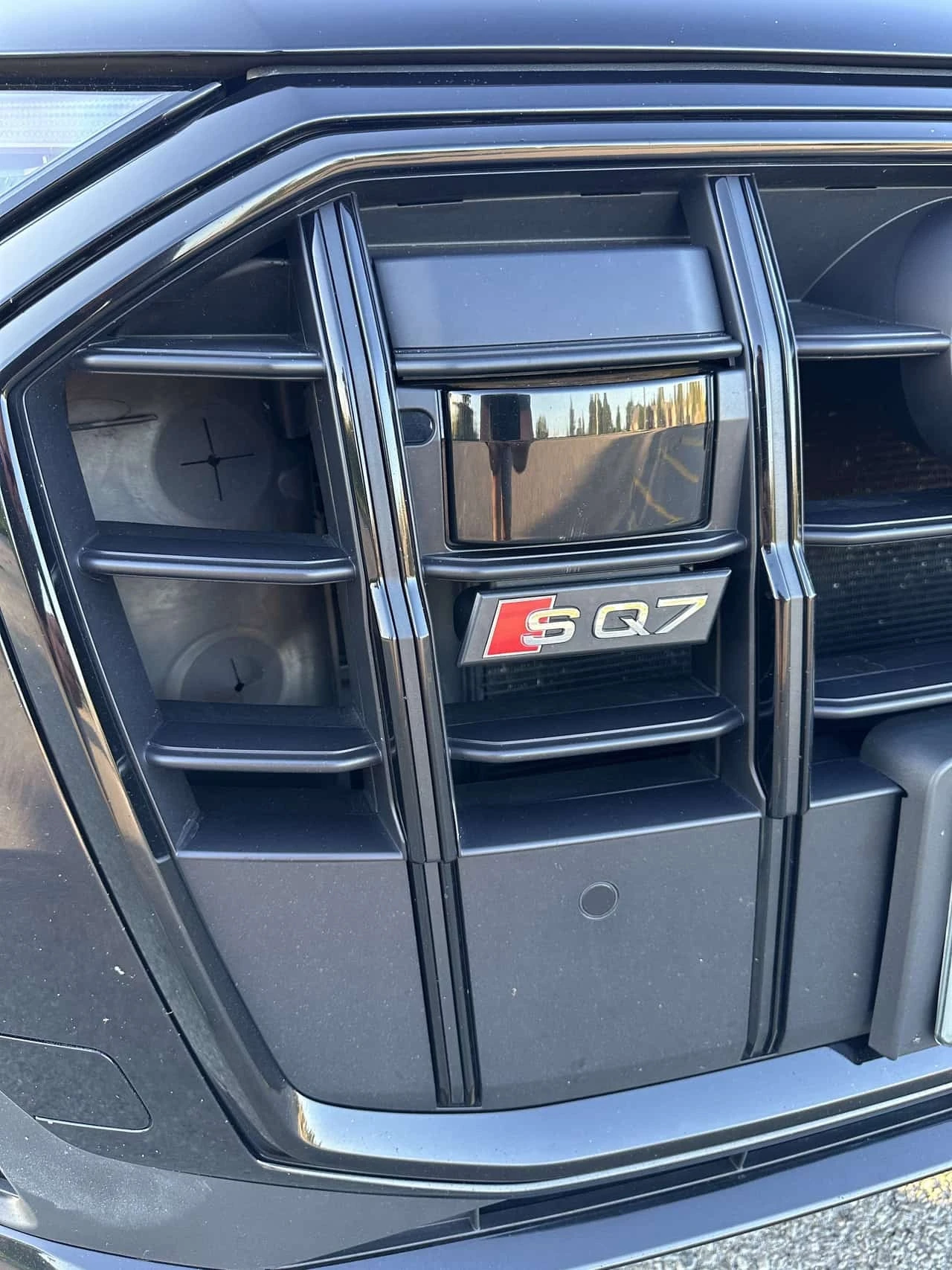 Audi SQ7 * Premium Plus * Фиксриана цена до БГ * CARFAX * , снимка 5 - Автомобили и джипове - 56256798