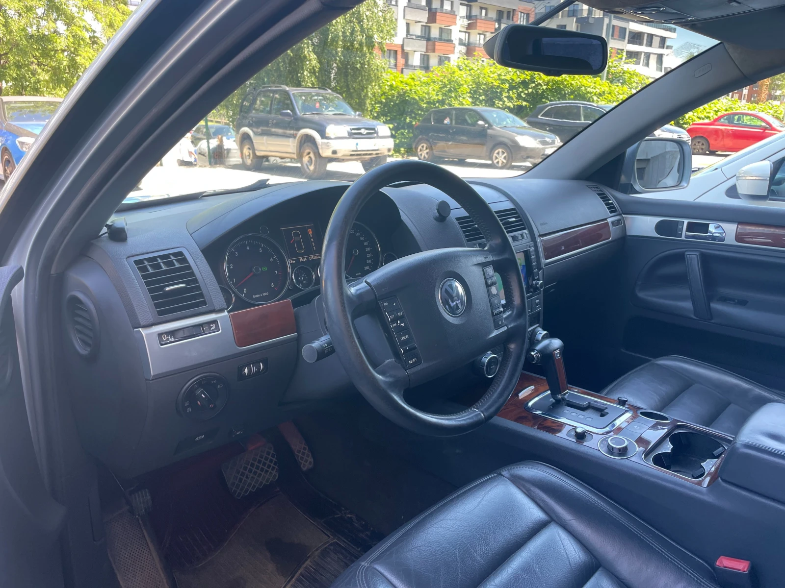 VW Touareg 3.2 VR6 LPG, снимка 9 - Автомобили и джипове - 56368465