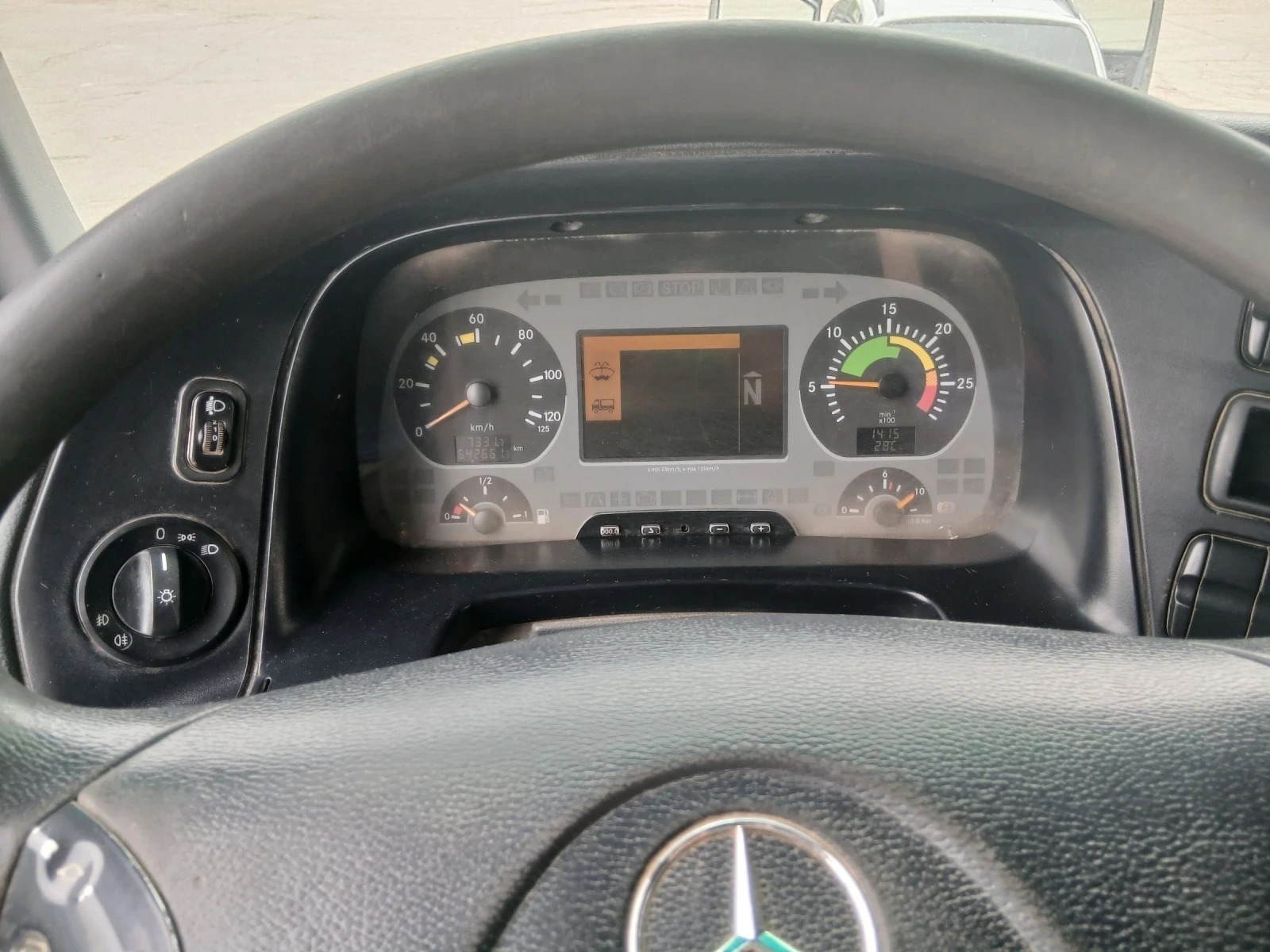 Mercedes-Benz Actros, снимка 4 - Камиони - 54890480