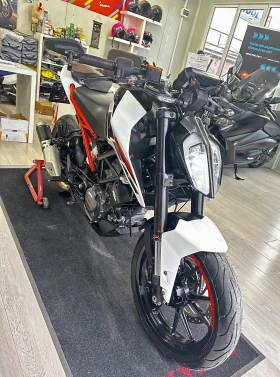 Ktm Duke 125 ABS/LED 10.2019г., снимка 8