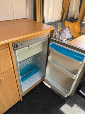 Каравана Knaus Кнаус 500, снимка 13