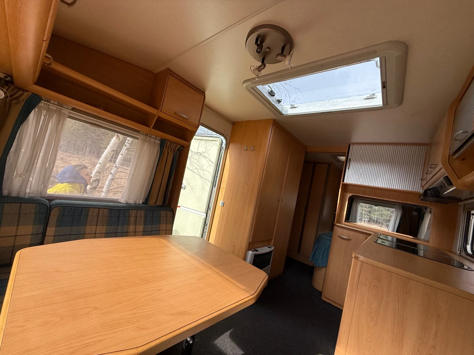 Каравана Knaus Кнаус 500, снимка 6 - Каравани и кемпери - 53949365