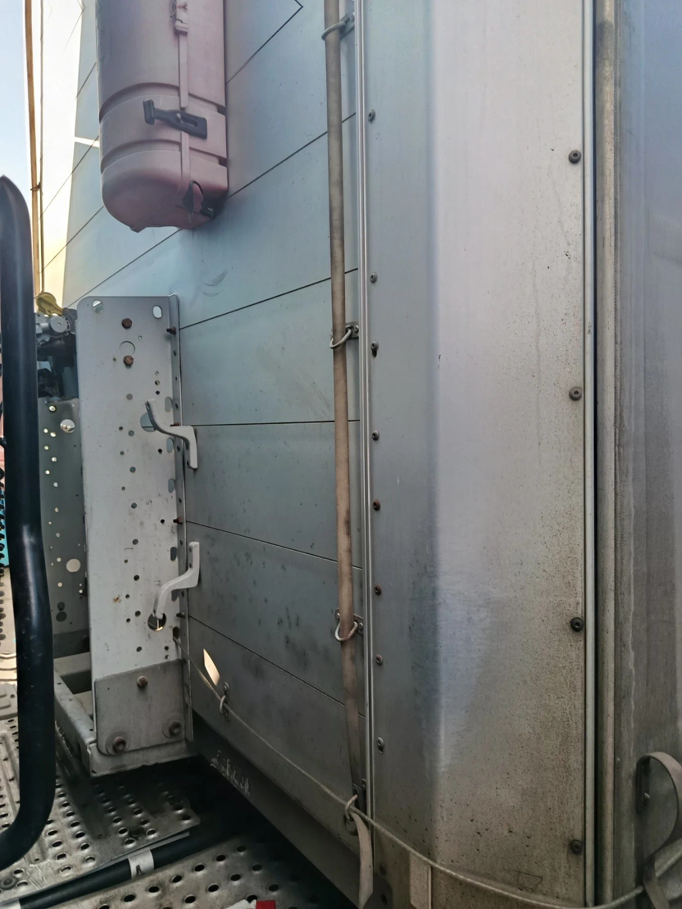 Полуремарке Schmitz, снимка 8 - Ремаркета - 54709139