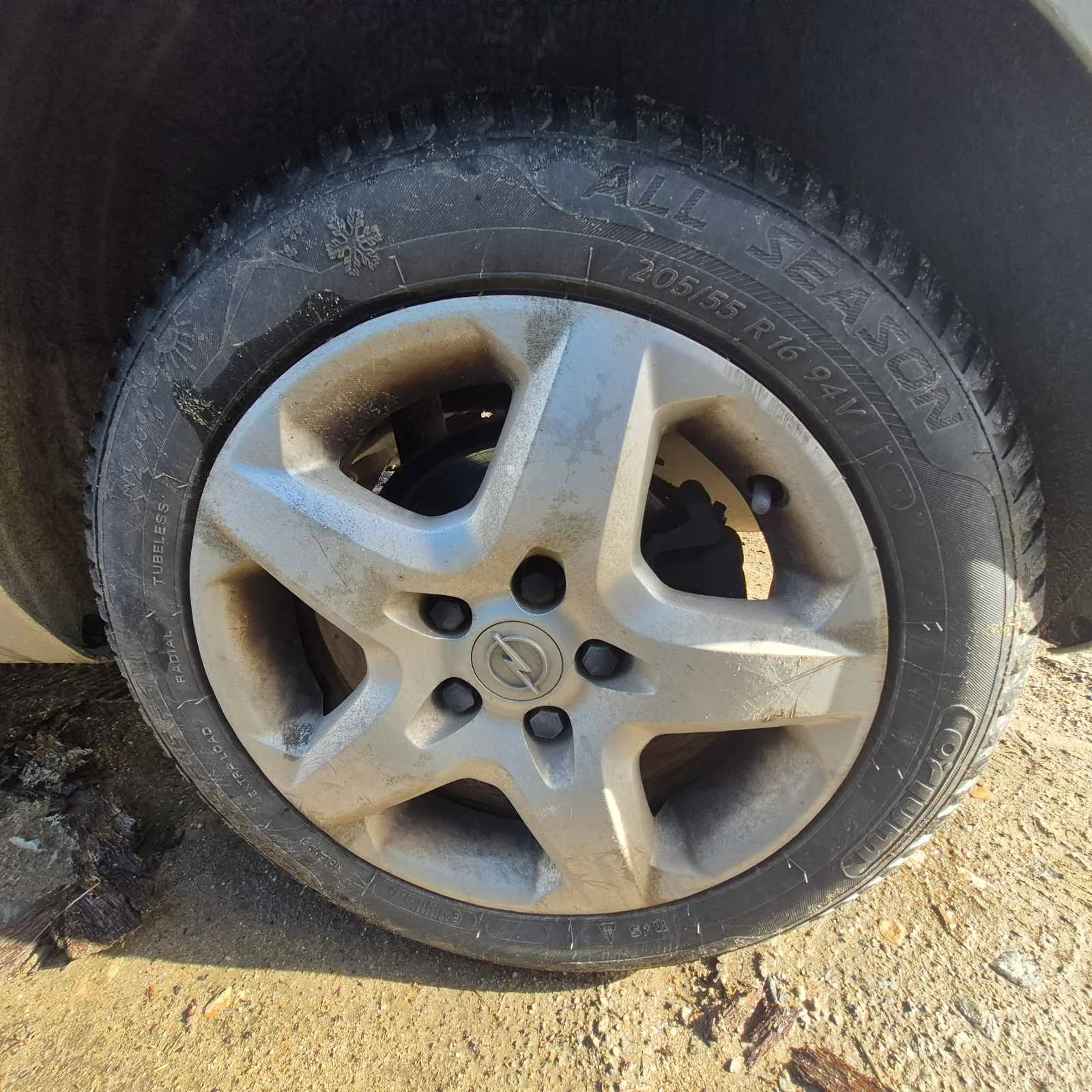 ���� 205/55R16 | Mobile.bg � ����������� 2