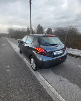 Peugeot 208 GPL, снимка 4