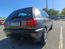 VW Golf 1.8 Газ, снимка 5